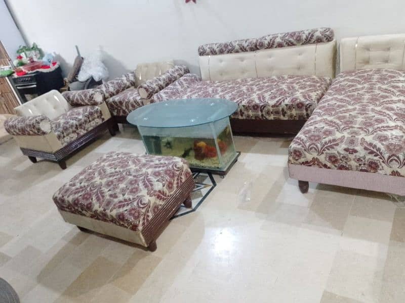 New sofa set just 1 month used 0