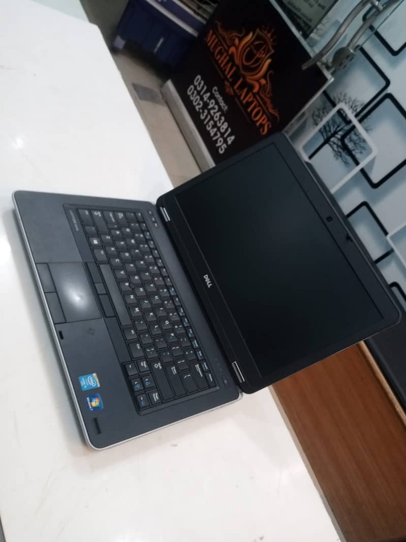 Dell Latitude E6440 | Core i5 | 8GB RAM | SSD + HDD | 2GB Radeon Graph 1