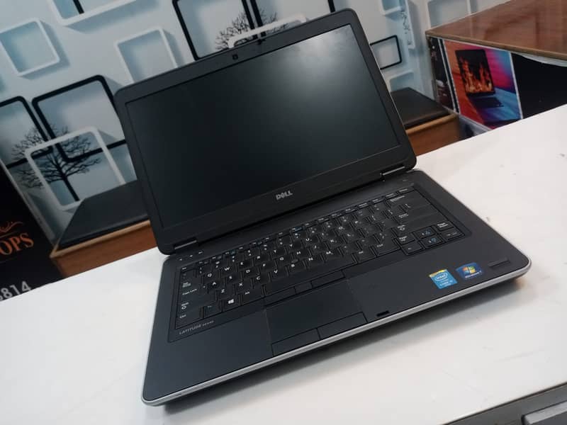 Dell Latitude E6440 | Core i5 | 8GB RAM | SSD + HDD | 2GB Radeon Graph 3