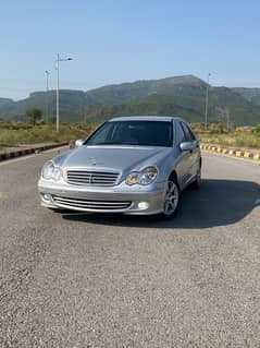 Mercedes C Class avantgrand SE 2005