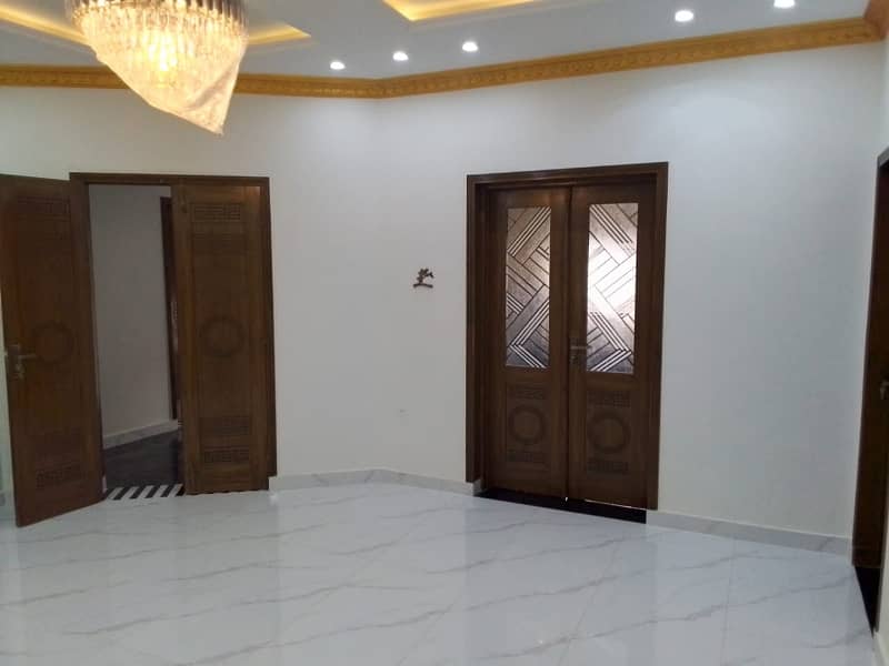 10 marla brand new house for rent in LDA AVENUE_1 16