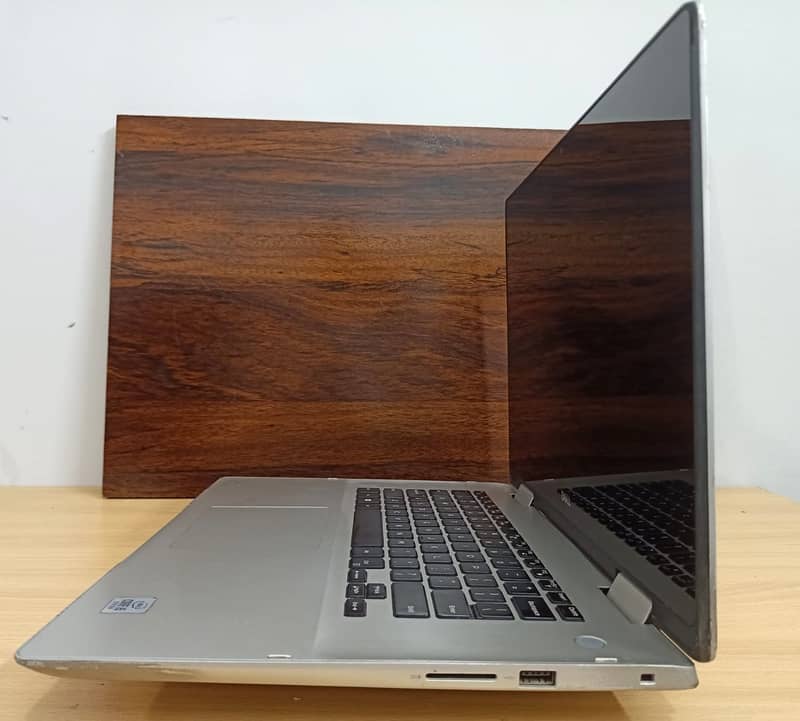 DELL INSPIRON 5591 2 in 1 i5-10th 4