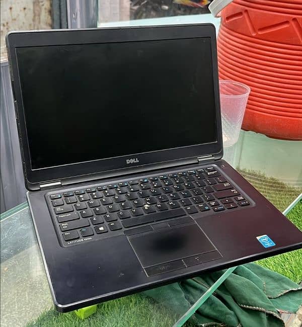 Dell Latitude E5450 1