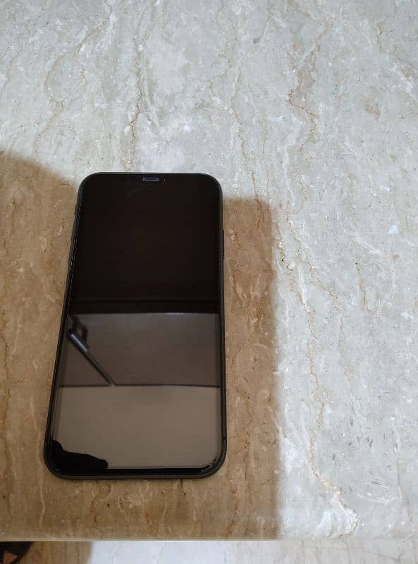 Apple iPhone 11, 128GB, Black - In Warranty - PTA Approved 4