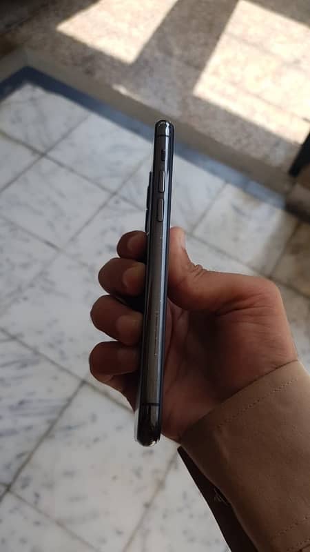 IPHONE 11 Pro 256gb non pta 1