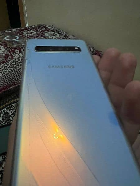 samsung s10 5g mobile 4