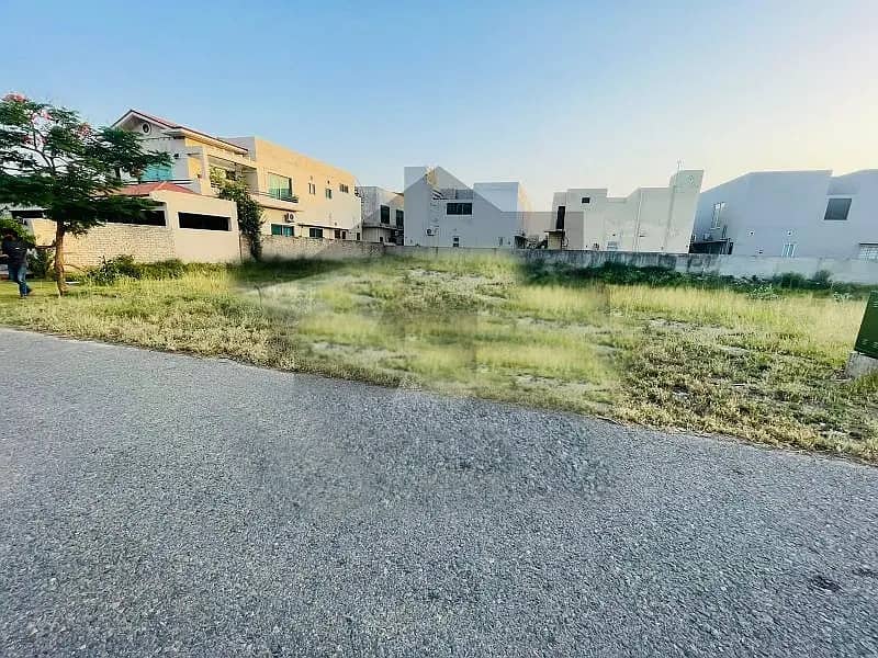 On 100 Ft Rd= Sab Se cheapest Total 4 Kanal- Pair Of 1 Kanal Top Location Plot No- 3252- 3253 - 3254 - And 3255 Block Y Phase 7 DHA Lahore For Urgent Sale 0