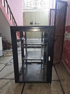 High-Quality Server Rack with Glass Front – Perfect Condition