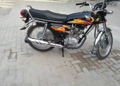 Honda 125 model 2021 brand new condition 1st owner
