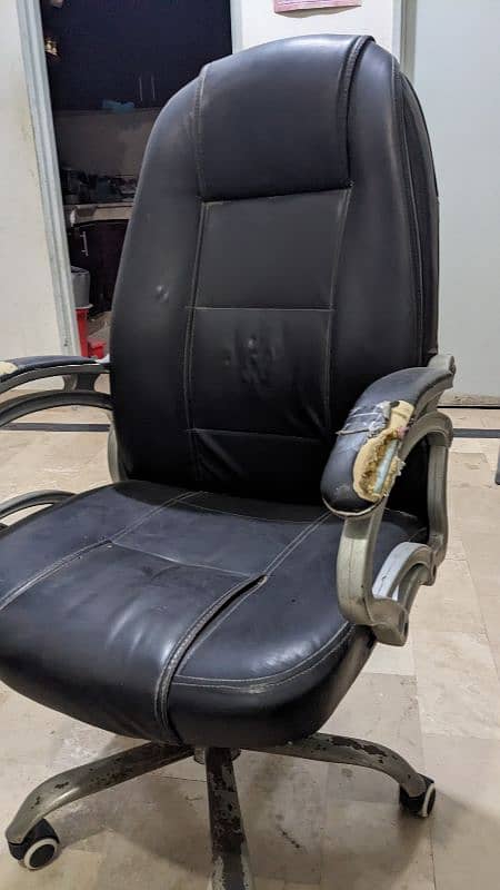 Office Chair up for sale 1