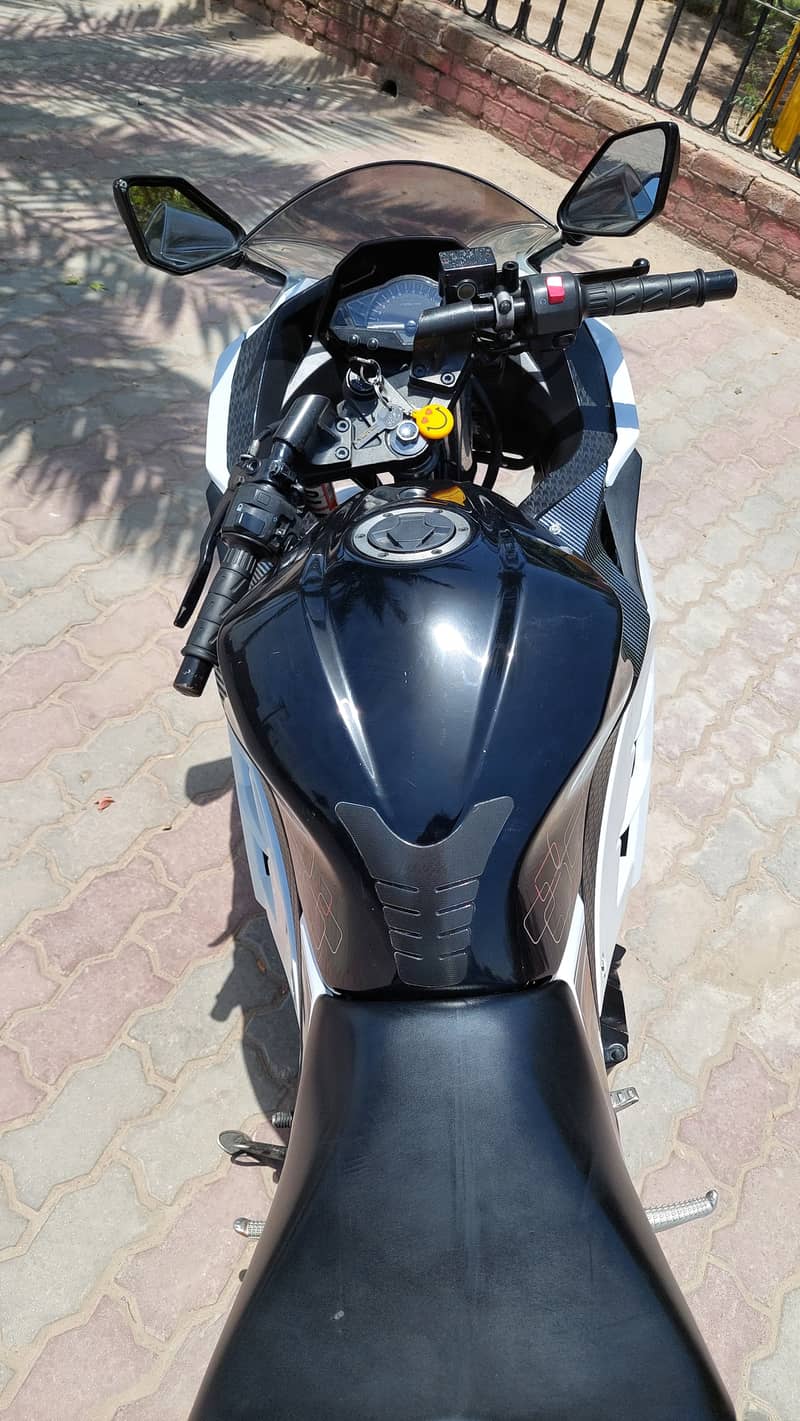 Kawasaki Ninja ZX300 2015 4