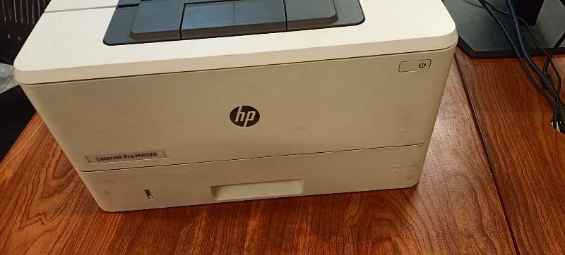 HP Printer LaserJet M402d 0