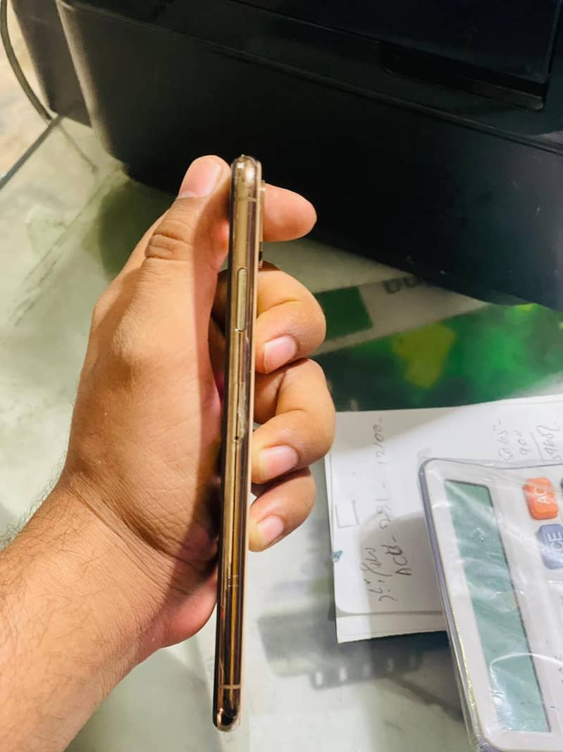 iphone xs max 6