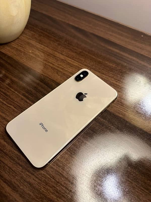 iphone Xs gold 64Gb 0