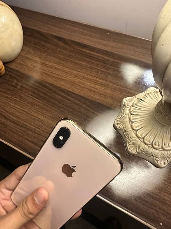 iphone Xs gold 64Gb 1