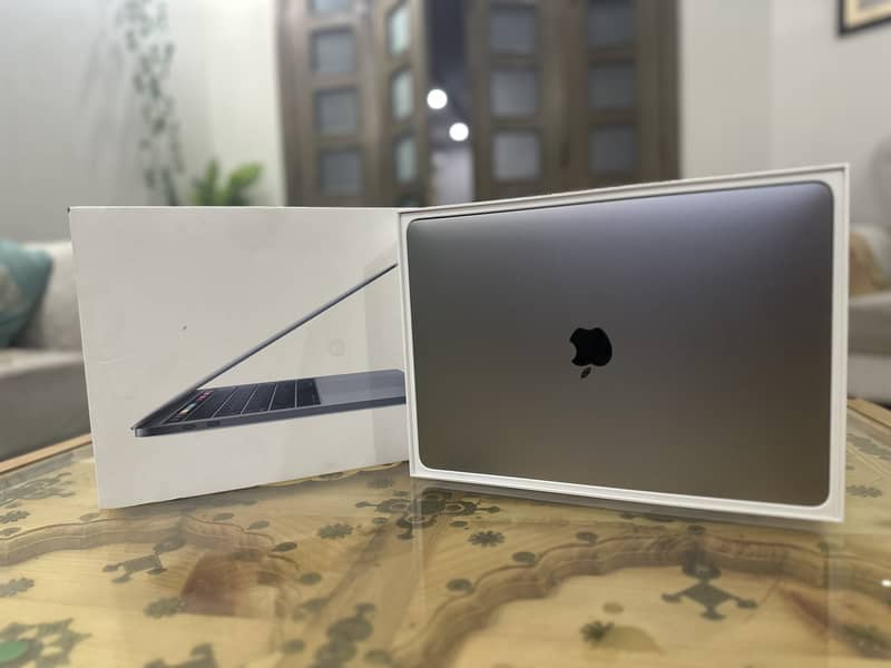 Macbook pro 2018 13.3 inch 0