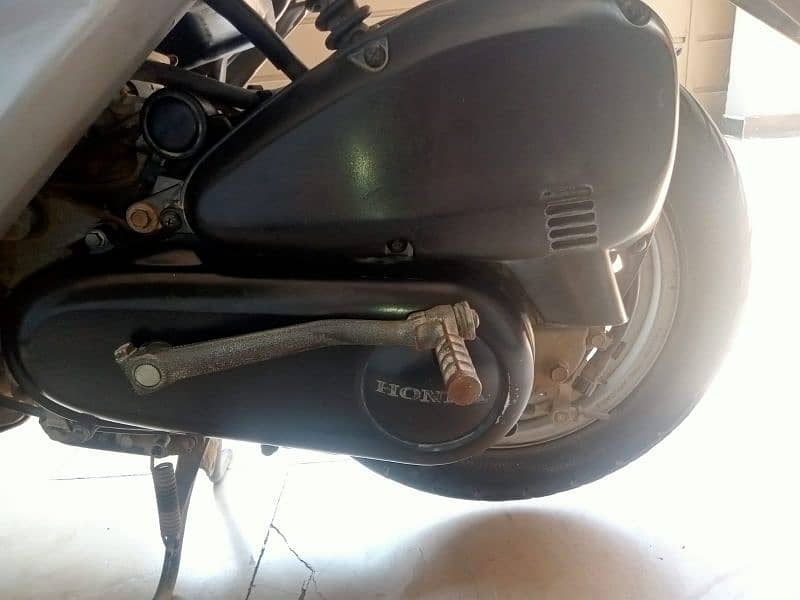 Honda Dio Scooty 49cc , I-11/2 Islamabad 3