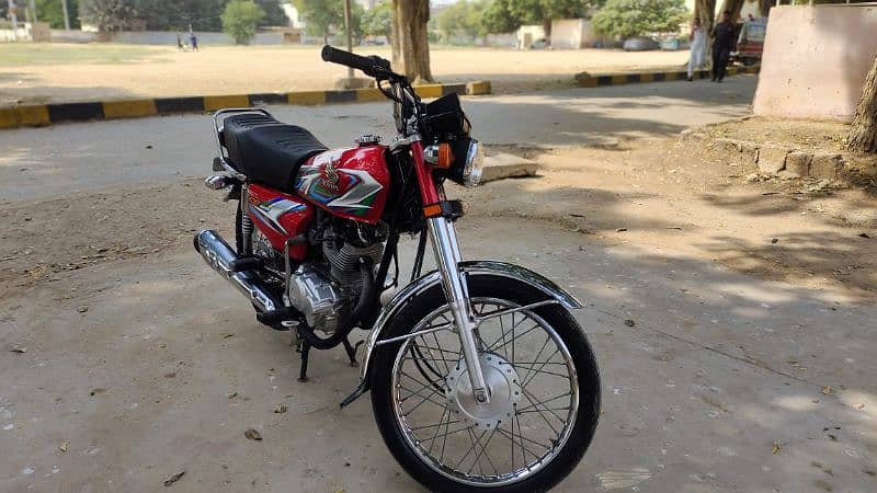 Honda 125 2023 3