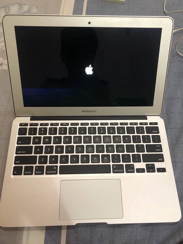 MacBook Air 11” early 2015 1