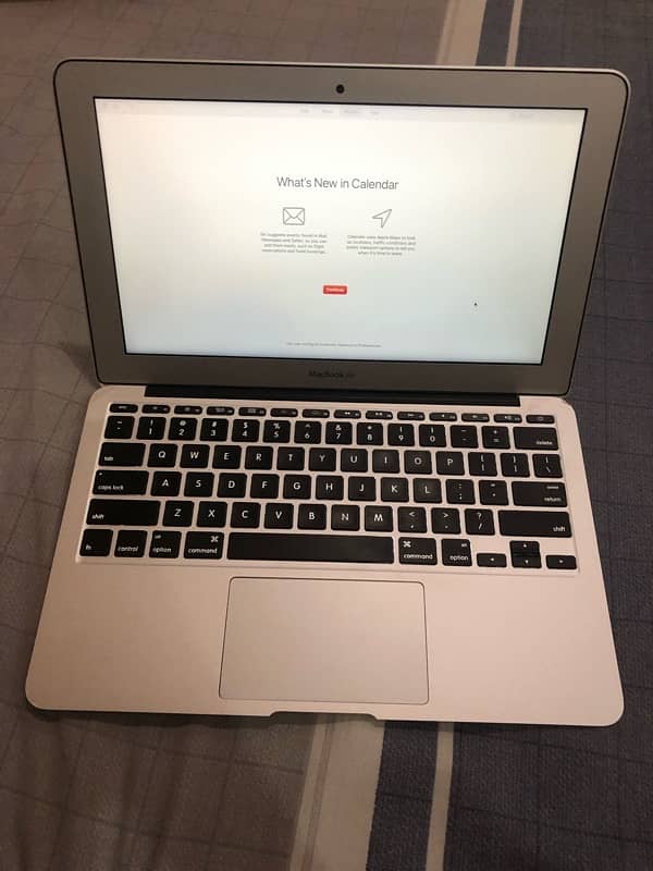 MacBook Air 11” early 2015 7