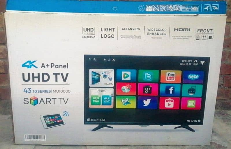 SAMSUNG ANDROID LCD 43'inches. . SMART TV. . WITH ALL ACCESSORIES 8