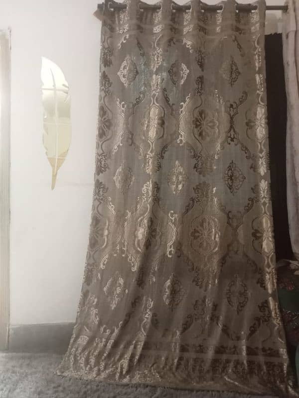 urgent sale curtains 4