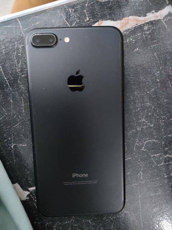 Iphone 7 plus 32 gb 10 by 10 condition 1