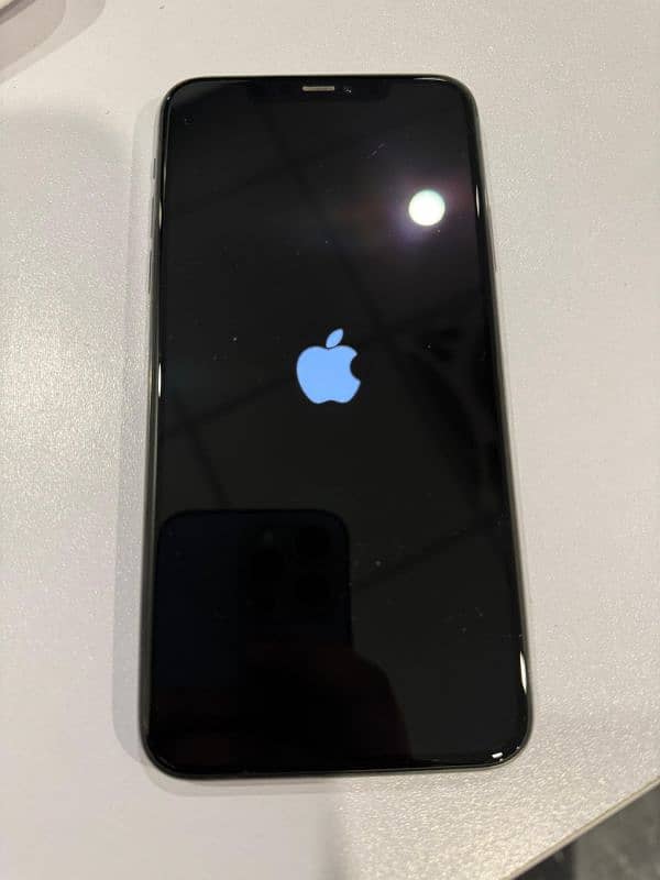 IPhone 11 Pro max 512gb PTA Approved 7