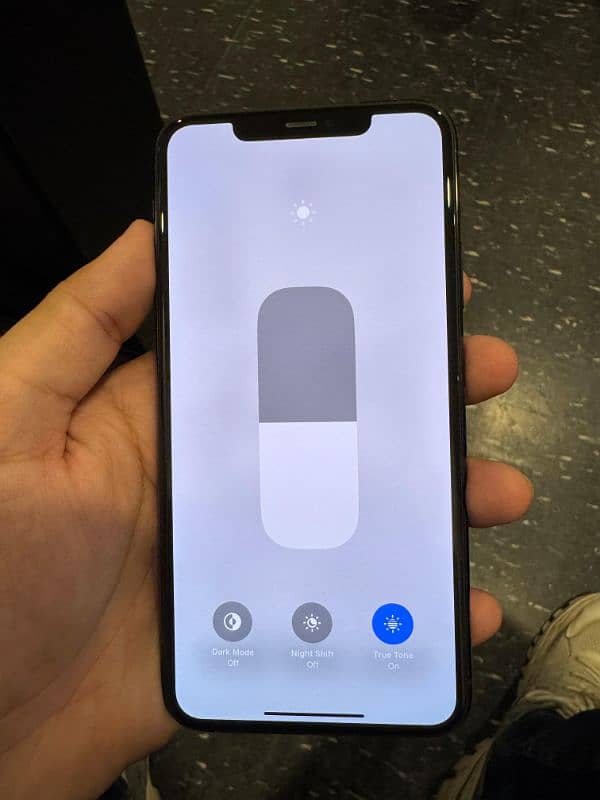 IPhone 11 Pro max 512gb PTA Approved 12