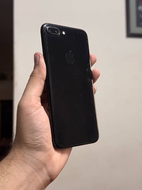 iPhone 7 Plus 32GB Jet Black - PTA Approved 1