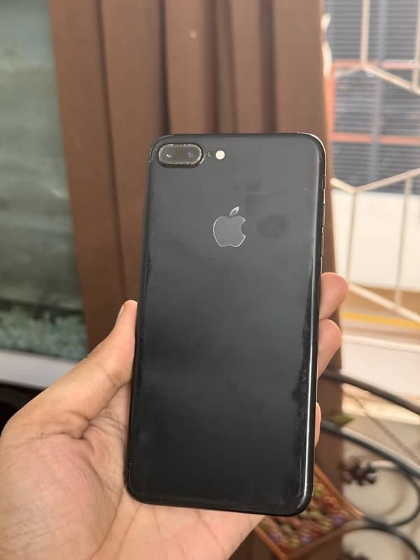 iPhone 7 Plus 32GB Jet Black - PTA Approved 7