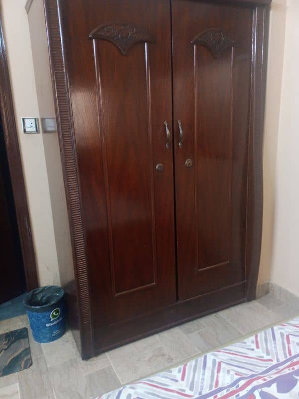 iron wood bed ,2 door board,one side tabel 2