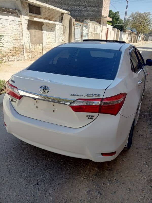 Toyota Altis Grande 2015. 2