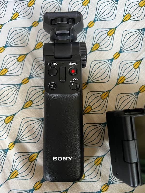 Sony VLog Digital Camera ZV-1F 3