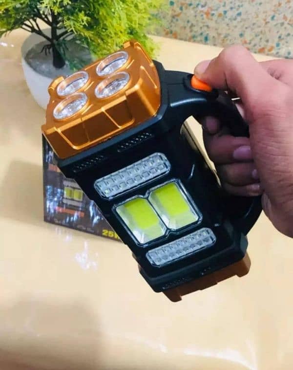 Rechargeable solar Emergency light 1