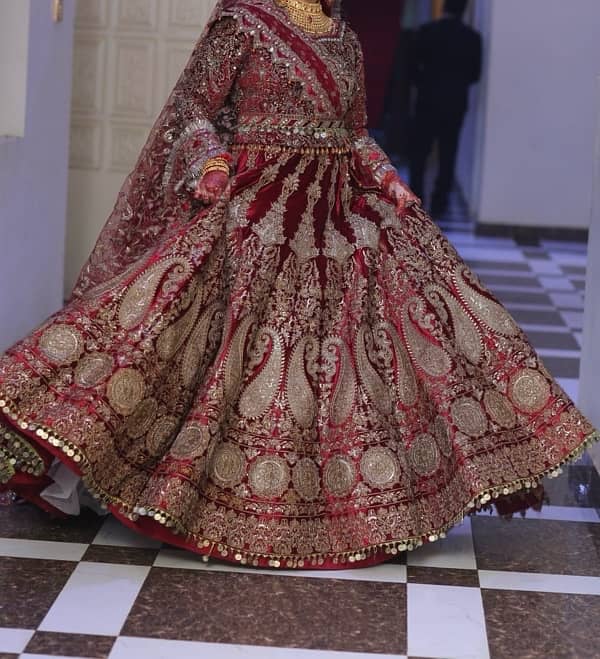 New Kashee's Heavy work Bridal Lehnga Call 03264539937 2