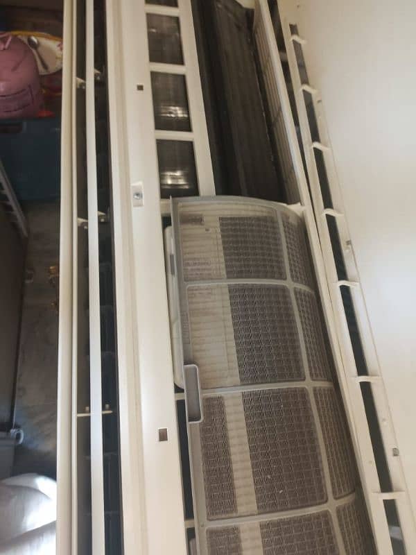 General 1.5 ton DC inverter Ac 1