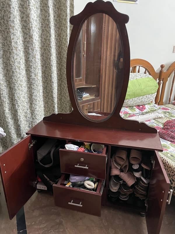 Dressing table 1