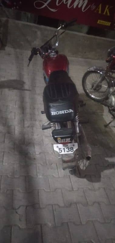 Honda CD 70. best engine condition with 60 km milage guaranteed 3