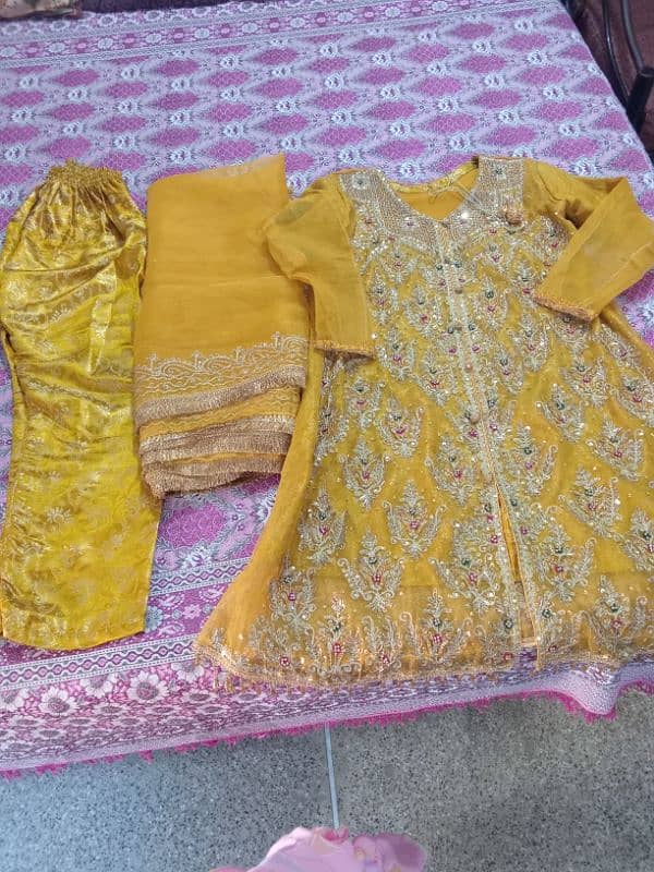 mehndi dress 0