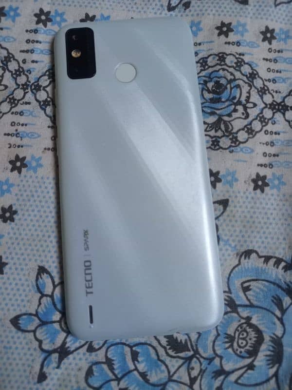 Tecno spark 6 GO 4