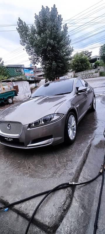 Jaguar XF 2009 2