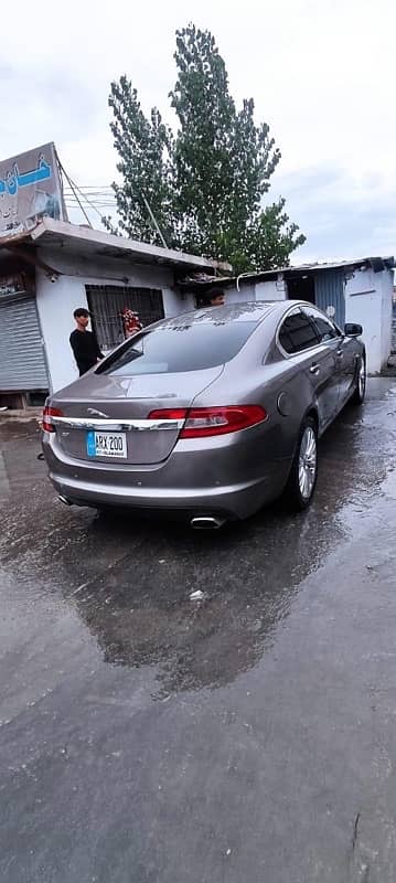 Jaguar XF 2009 4