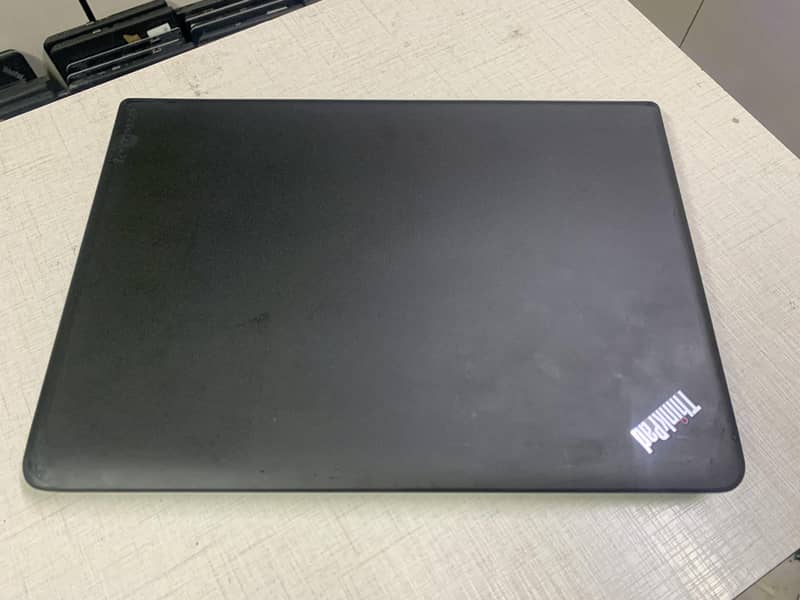 Lenovo E450 ThinkPad Laptop I5 5th Generation 4 GB RAM 128GB SSD 5