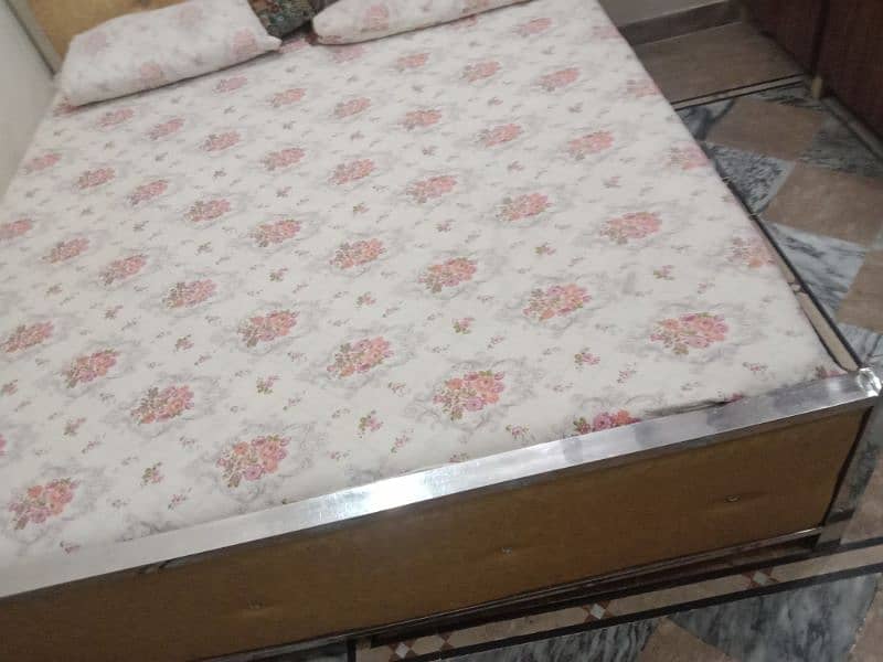 bed for sale life time grantie without matress 3