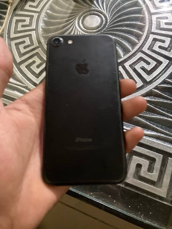 iPhone 7 pta approved 32gb 4