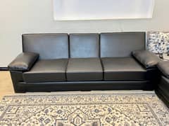 interwood 5 seater sofa set urgent sale