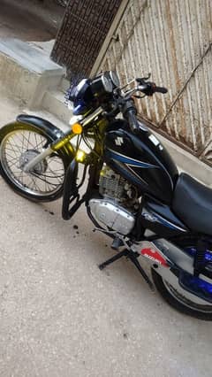 suzuki GS 2013