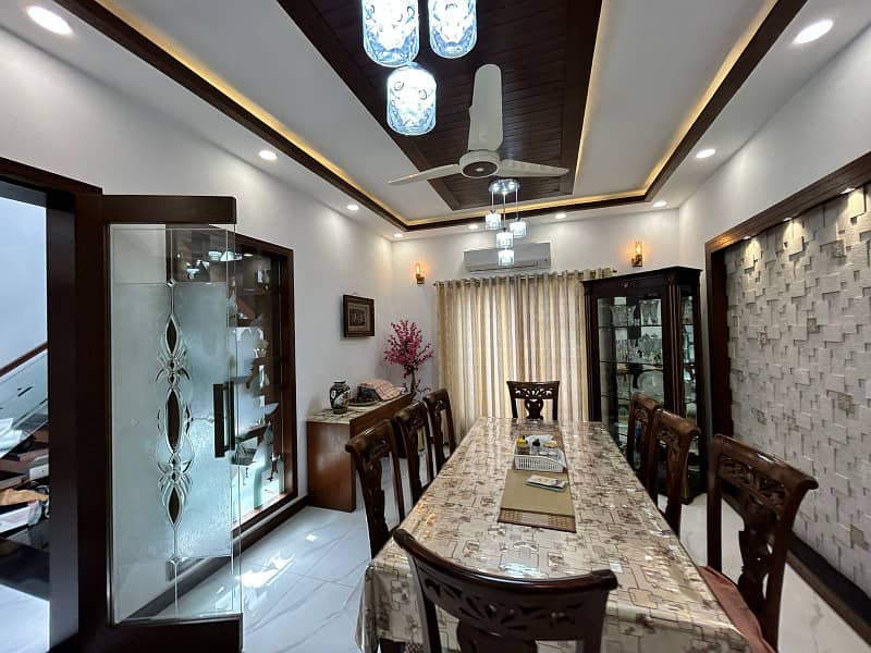 1 Kanal Most Beautiful Design Bungalow For Sale At Prime Location Of Dha DHA Phase 7 6