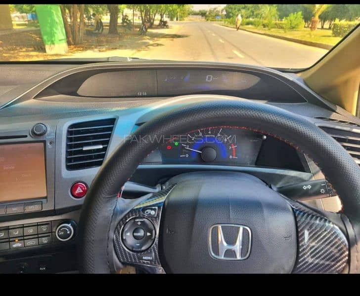 Honda Civic VTi 2013 7